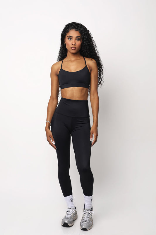 T-Strap Scoop Neck Bra 002